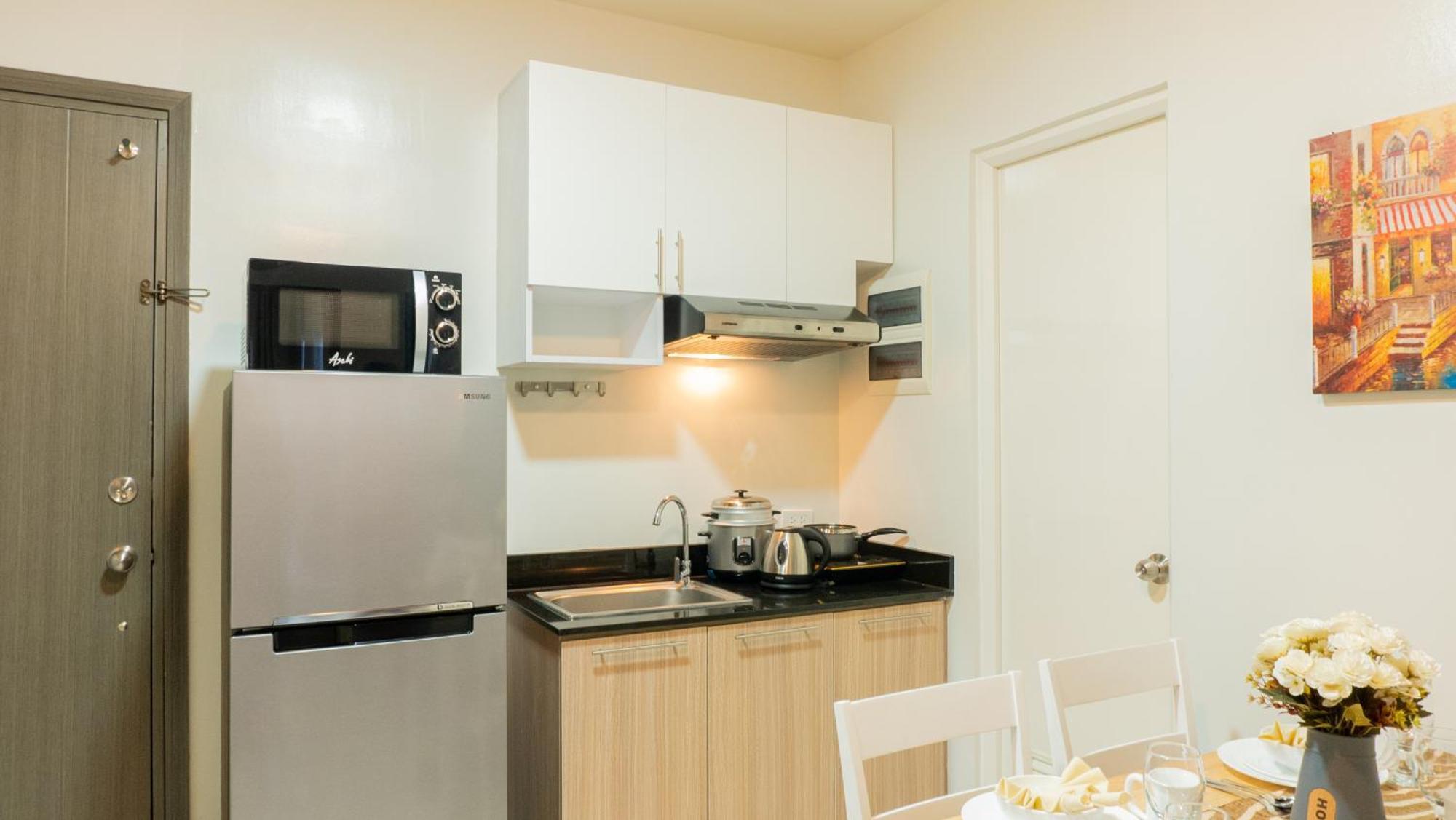 Palawan Modern Living In A Thoughtfully Designed Staycation Near Airport - B1 5Kunzite Puerto Princesa Bagian luar foto